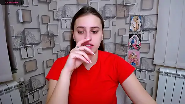 Snapshot of AmandaDimond_ chatting on 2, 12, 2025 AmandaDimond online show from 2, 12, 2025