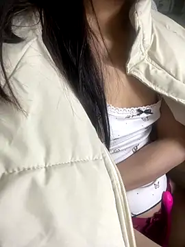 Mina048 online show from 22, 12, 2025