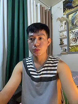 Snapshot of xshyboyx chatting on 17, 7, 2026 xshyboyx online show from 17, 7, 2026