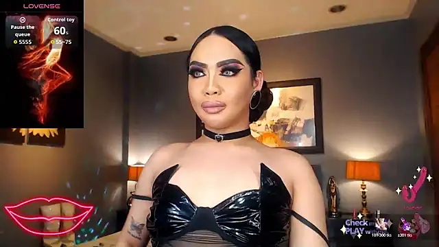 FridaHumphrey online show from 4, 3, 2026