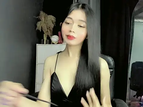 Snapshot of LexiLove chatting on 23, 9, 2025 LexiLove online show from 23, 9, 2025