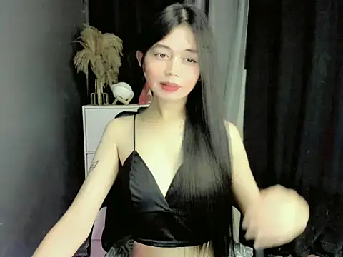 Snapshot of LexiLove chatting on 5, 11, 2025 LexiLove online show from 5, 11, 2025