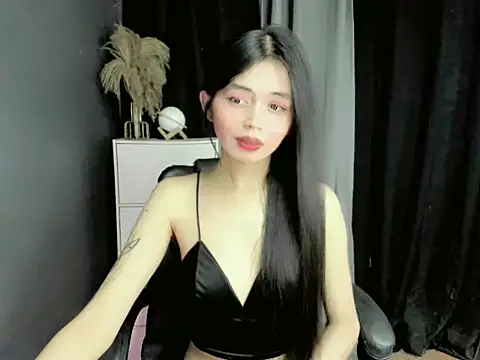 Snapshot of LexiLove chatting on 10, 11, 2025 LexiLove online show from 10, 11, 2025