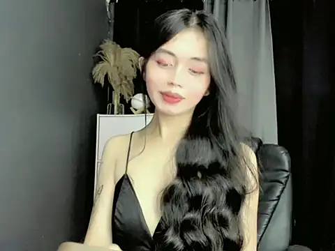 Snapshot of LexiLove chatting on 14, 11, 2025 LexiLove online show from 14, 11, 2025