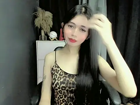 Snapshot of LexiLove chatting on 21, 11, 2025 LexiLove online show from 21, 11, 2025