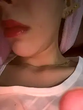 Mimisixo online show from 24, 10, 2025