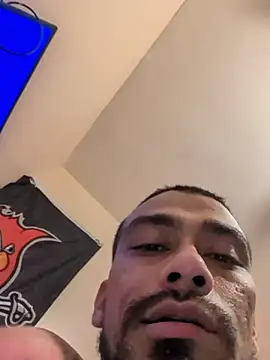 Snapshot of Cnutt310 chatting on 8, 1, 2026 Cnutt310 online show from 8, 1, 2026