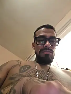 Snapshot of Cnutt310 chatting on 5, 2, 2026 Cnutt310 online show from 5, 2, 2026