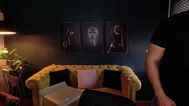 Snapshot of deivid_parker chatting on 20, 10, 2025 deivid parker online show from 20, 10, 2025