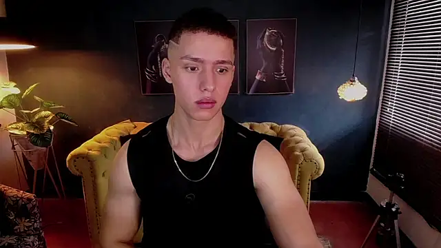 Snapshot of deivid_parker chatting on 21, 11, 2025 deivid parker online show from 21, 11, 2025