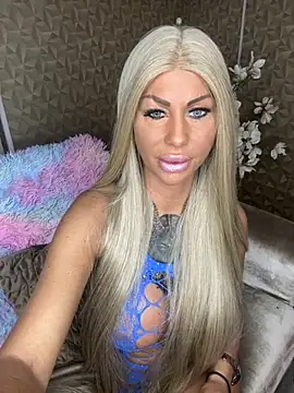 Snapshot of dutchbarbie chatting on 16, 10, 2025 dutchbarbie online show from 16, 10, 2025