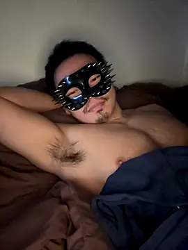 Snapshot of meme_n chatting on 5, 11, 2025 meme n online show from 5, 11, 2025