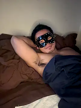 Snapshot of meme_n chatting on 7, 11, 2025 meme n online show from 7, 11, 2025