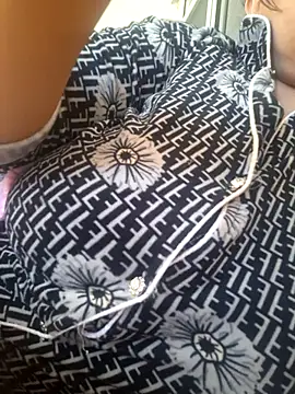 Snapshot of rousaa chatting on 2, 4, 2026 rousaa online show from 2, 4, 2026