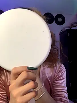 meghan devil  online show from 8, 10, 2025