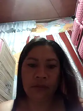 Snapshot of sexybitch_02 chatting on 18, 11, 2025 sexybitch 02 online show from 18, 11, 2025