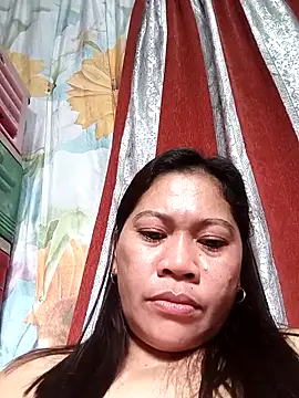 Snapshot of sexybitch_02 chatting on 2, 12, 2025 sexybitch 02 online show from 2, 12, 2025