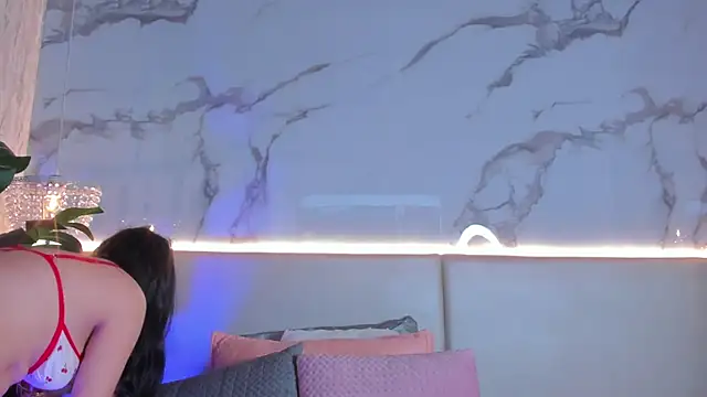 ValSmith  online show from 25, 2, 2026