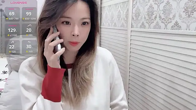 Holiland online show from 11, 11, 2025