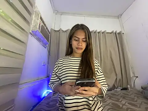 serpenthena goddess online show from 24, 10, 2025