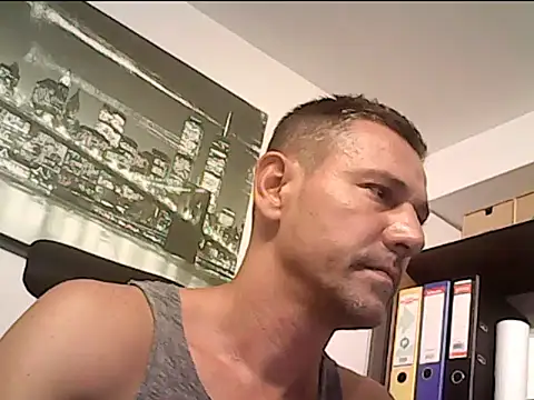 Snapshot of mastercharisma35 chatting on 12, 9, 2025 mastercharisma35 online show from 12, 9, 2025
