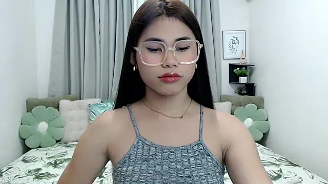 PrettyBlythes TS online show from 15, 12, 2025