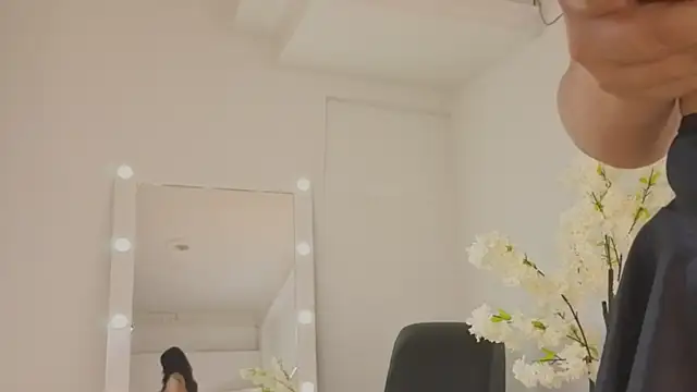 Snapshot of InnaVolkova chatting on 18, 6, 2026 InnaVolkova online show from 18, 6, 2026