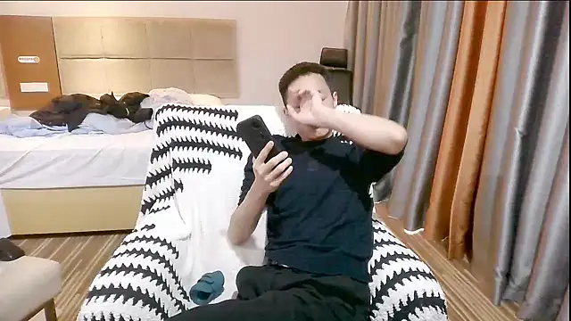 Snapshot of Tsia-Die chatting on 11, 11, 2025 Tsia-Die online show from 11, 11, 2025