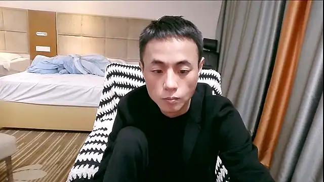 Snapshot of Tsia-Die chatting on 12, 11, 2025 Tsia-Die online show from 12, 11, 2025