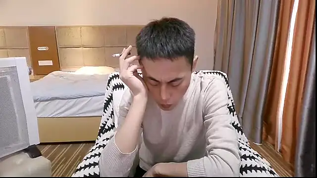 Snapshot of Tsia-Die chatting on 5, 12, 2025 Tsia-Die online show from 5, 12, 2025