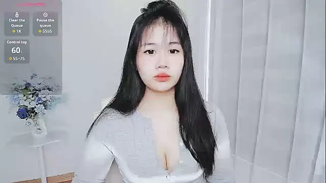 Snapshot of -Rose-Lucky- chatting on 25, 10, 2025 -Rose-Lucky- online show from 25, 10, 2025