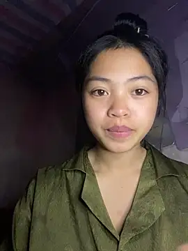 Snapshot of Thy00__ chatting on 5, 3, 2026 Thy00 online show from 5, 3, 2026