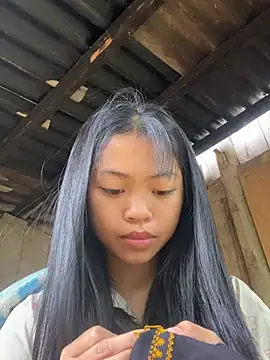 Snapshot of Thy00__ chatting on 2, 4, 2026 Thy00 online show from 2, 4, 2026