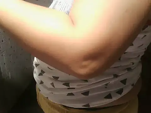 Snapshot of Sexymom350 chatting on 25, 10, 2025 Sexymom350 online show from 25, 10, 2025