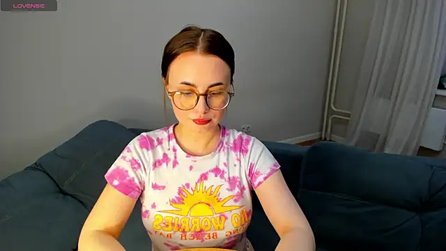 Snapshot of MewStella chatting on 25, 4, 2026 MewStella online show from 25, 4, 2026