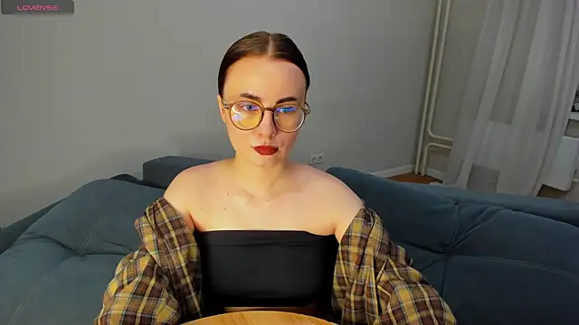 Snapshot of MewStella chatting on 27, 4, 2026 MewStella online show from 27, 4, 2026