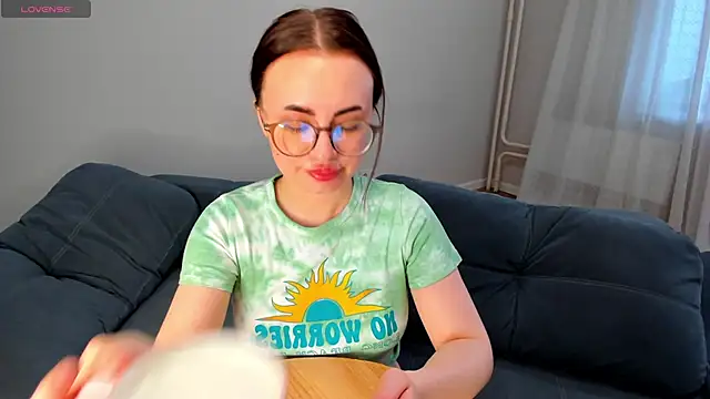 Snapshot of MewStella chatting on 6, 5, 2026 MewStella online show from 6, 5, 2026