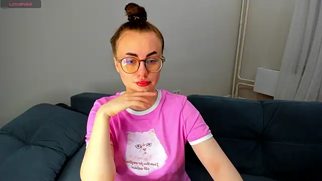 Snapshot of MewStella chatting on 12, 5, 2026 MewStella online show from 12, 5, 2026