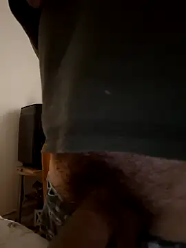 Snapshot of hugecock4u1990 chatting on 25, 9, 2025 hugecock4u1990 online show from 25, 9, 2025