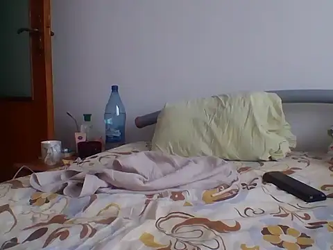 Snapshot of hugecock4u1990 chatting on 23, 10, 2025 hugecock4u1990 online show from 23, 10, 2025