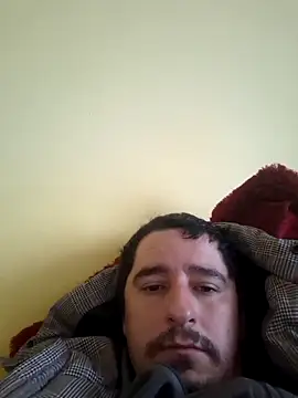 Snapshot of hugecock4u1990 chatting on 15, 11, 2025 hugecock4u1990 online show from 15, 11, 2025