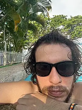 Luxx 14 online show from 30, 11, 2025