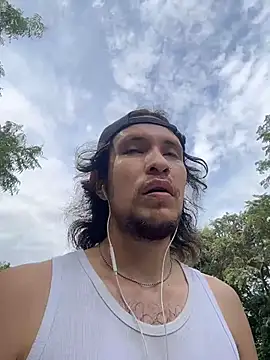 Luxx 14 online show from 8, 4, 2026