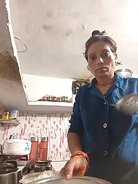 ISHANI-SINGH online show from 28, 11, 2025