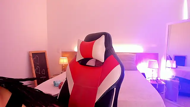 Dakota Mars online show from 20, 12, 2025