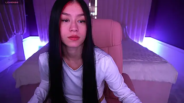 Snapshot of FataleNellie chatting on 10, 11, 2025 FataleNellie online show from 10, 11, 2025