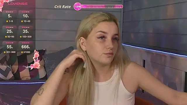 Snapshot of Crystal_Jull chatting on 12, 10, 2025 Crystal Jull online show from 12, 10, 2025