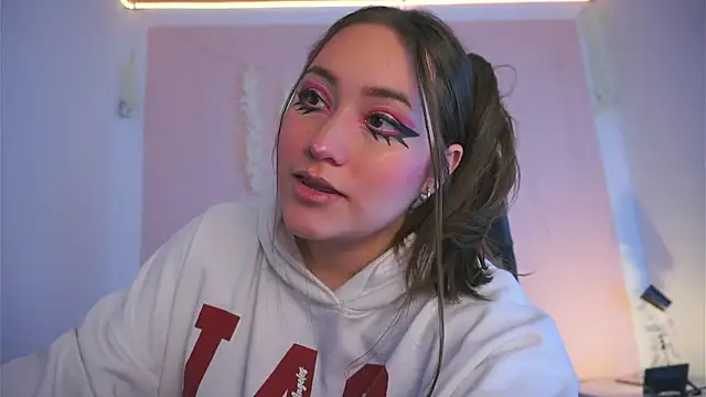 Violet moon24 online show from 2, 11, 2025