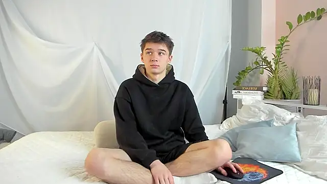 Snapshot of SherlockMax chatting on 18, 2, 2026 SherlockMax online show from 18, 2, 2026