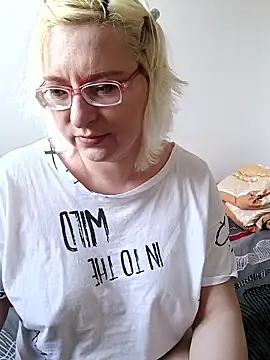 Snapshot of VikaKing chatting on 17, 1, 2026 VikaKing online show from 17, 1, 2026